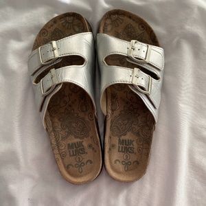 Women’s sandals